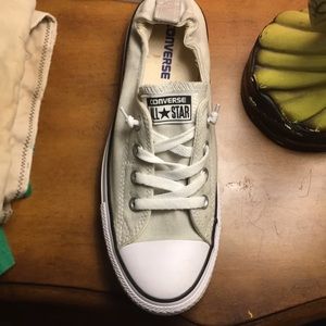 Women’s New converse size 9 shoes